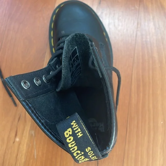 Dr. Martens 1460 Air Wair - Picture 4 of 5